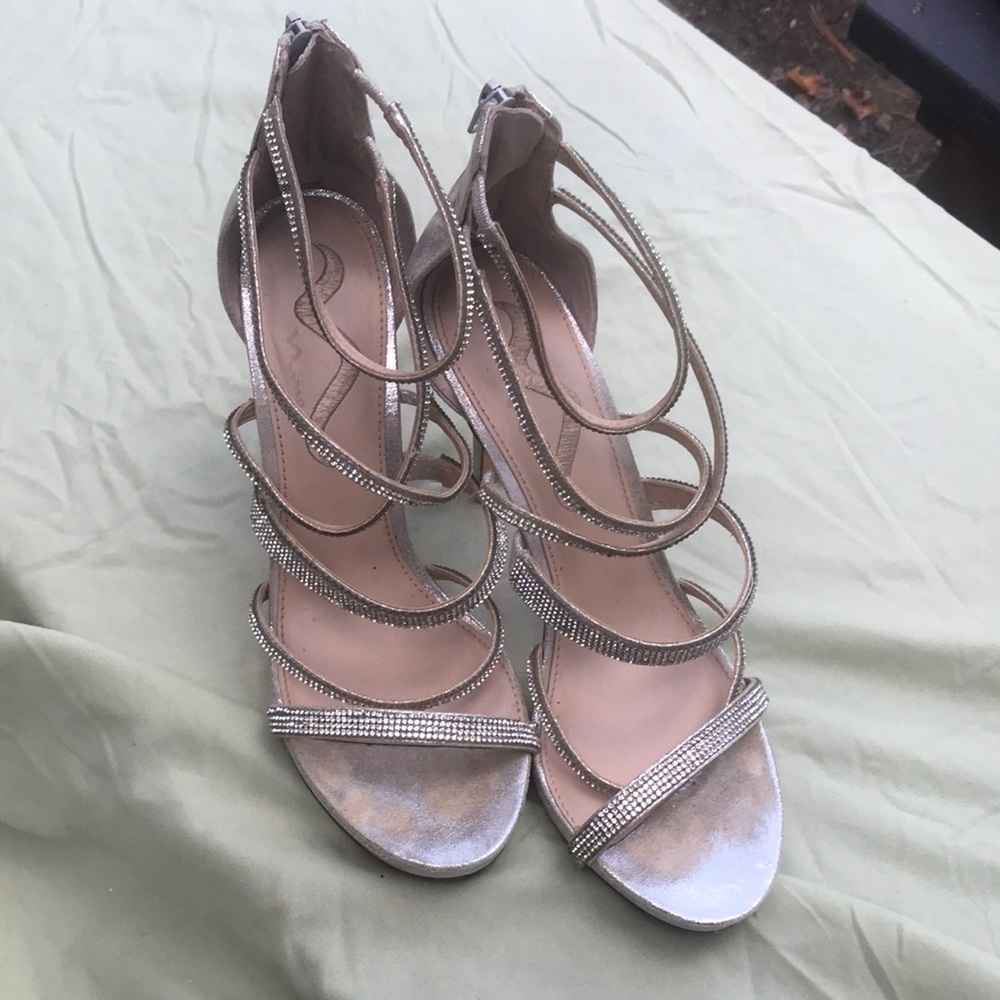 Size 10 silver jeweled sparkly straps high heeled shoe
